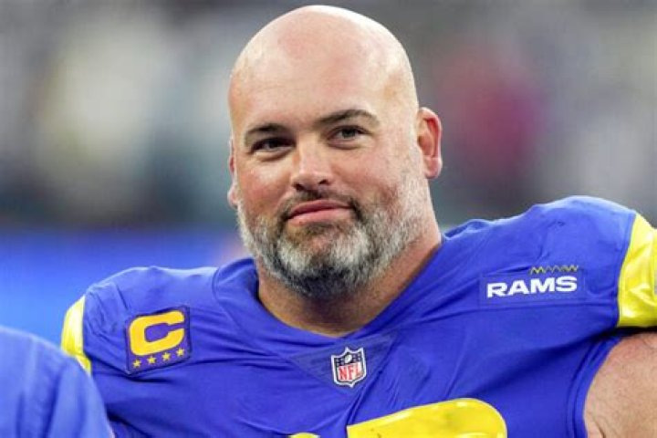Andrew Whitworth’d Net Worth (Updated 2022)