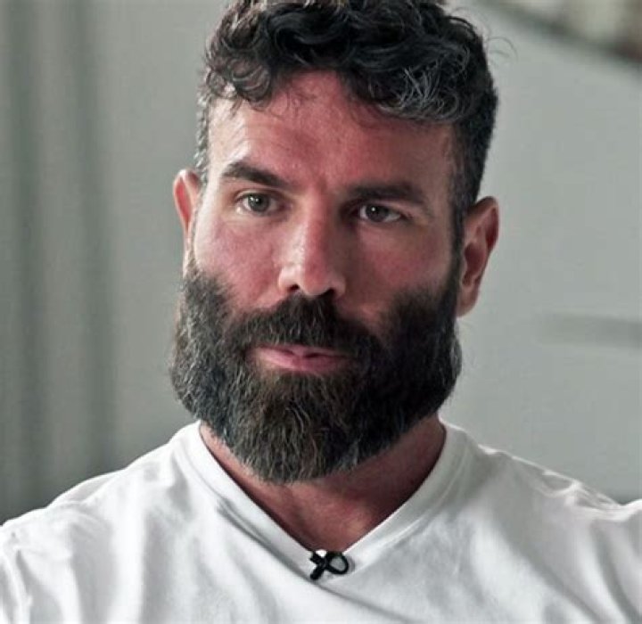 Dan Bell - Age, Family, Bio