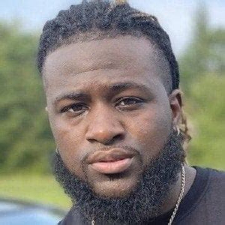 Dez2fly - Age, Family, Bio