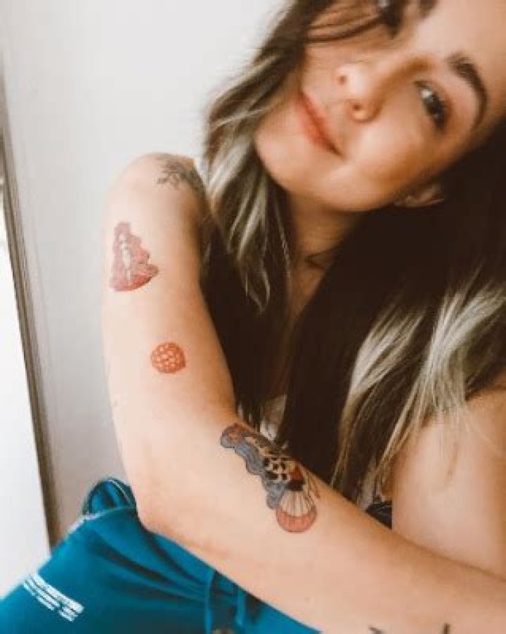 Divorce Rumors, Net Worth, Tattoo & More