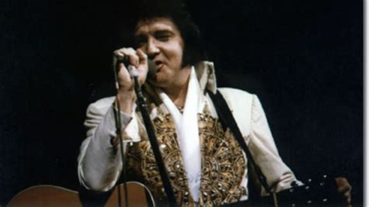 Elvis Live Performance