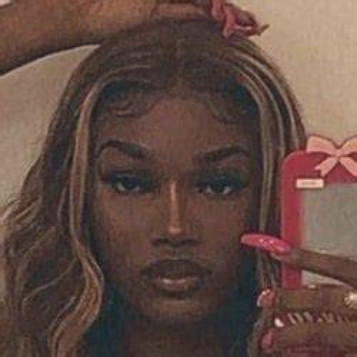 Gigiitheblackbarbie - Age, Family, Bio