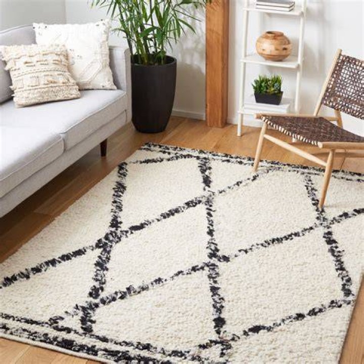 How long does Rugs USA shipping take?
