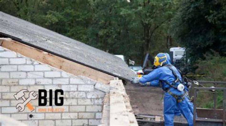 Is lead roofing dangerous?