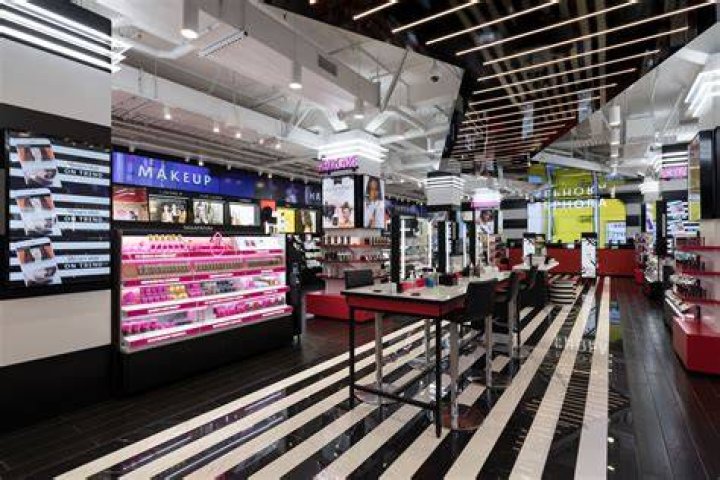 Is there a Sephora in Tokyo?