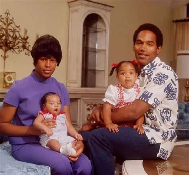 Jerome Simpson - Age, Family, Bio