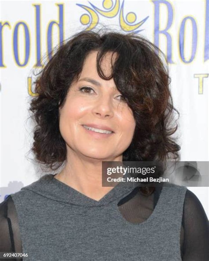 Joyce Hyser is a still Unmarried Woman