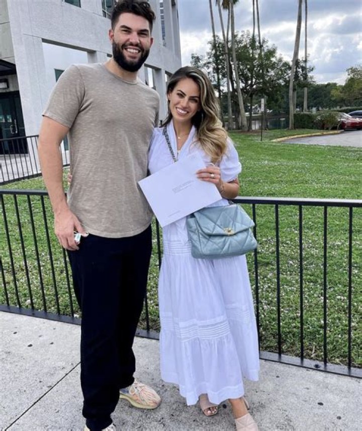 Is Kacie McDonnell married? Know her relationship history! Kacie McDonnell