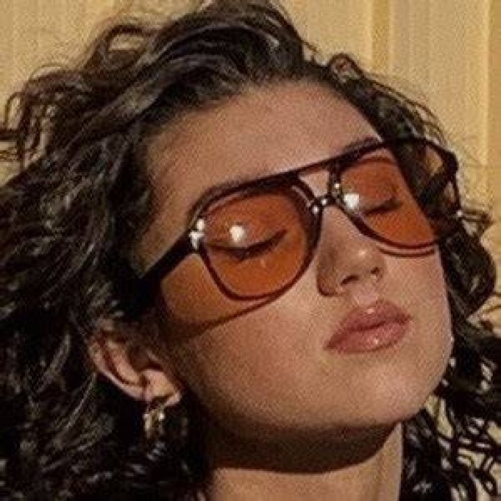Kate Bartlett - Age, Family, Bio