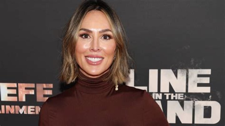 Kelly Dodd is a co-founder and a stakeholder of the beverage company, Positive Beverage.