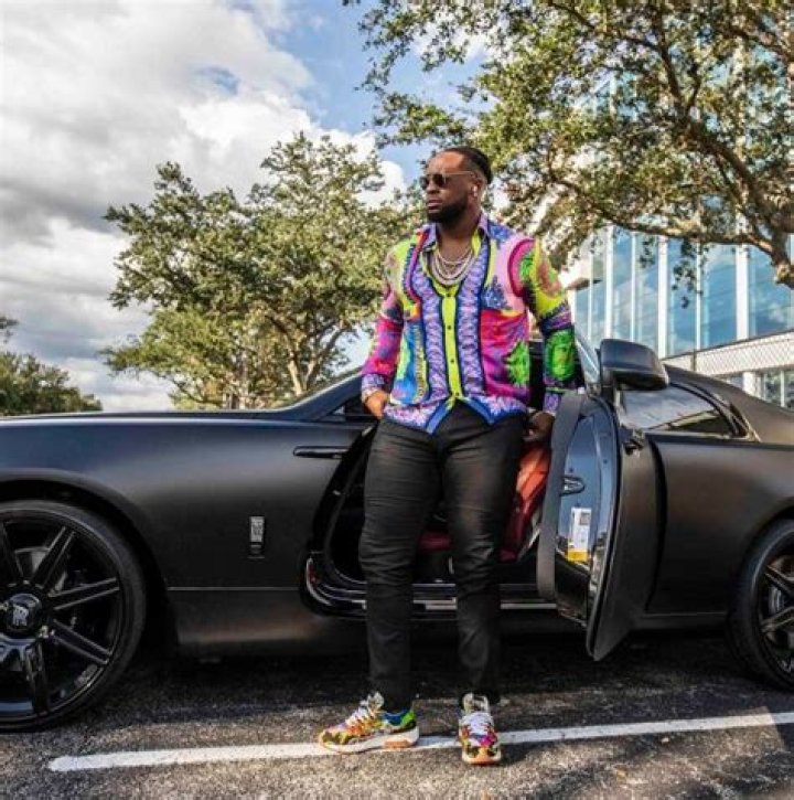 Khalil Mack with his car.