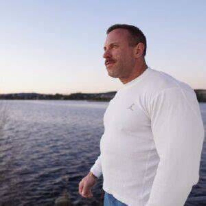 Knut Bio (Wiki) 