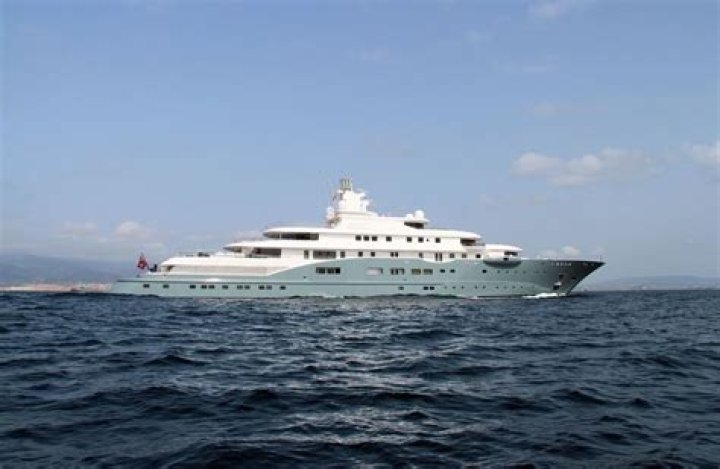 Radiant-Yacht