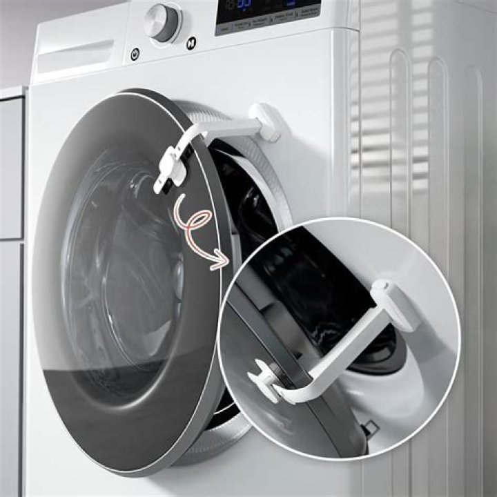Should you leave door open front load washer?