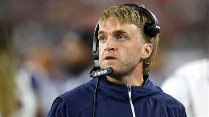 Stephen Belichick's net worth is $20 million.