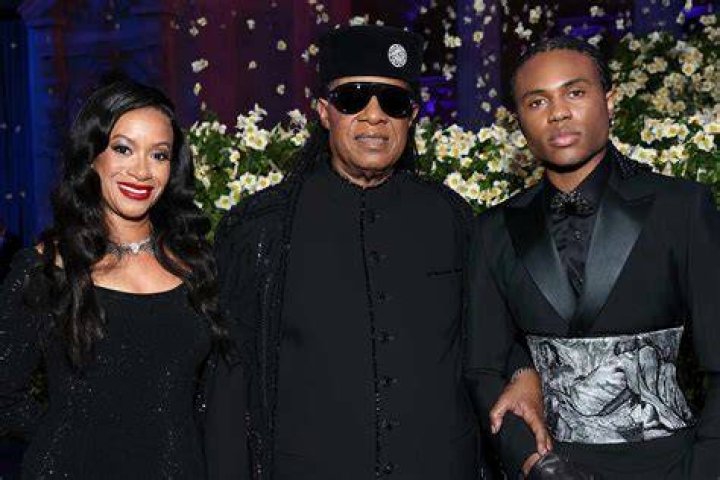 Stevie Wonder with his third wife, Tomeeka Bracy