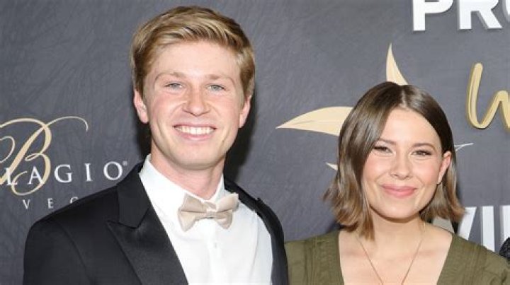 The new Bride, Bindi Irwin Shares an Wedding Pictures on Instagram