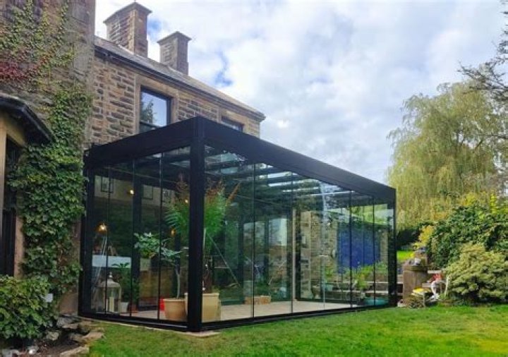 What is a glass room called?